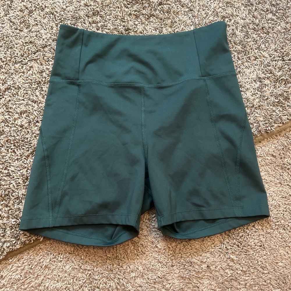 Girlfriend collective biker shorts